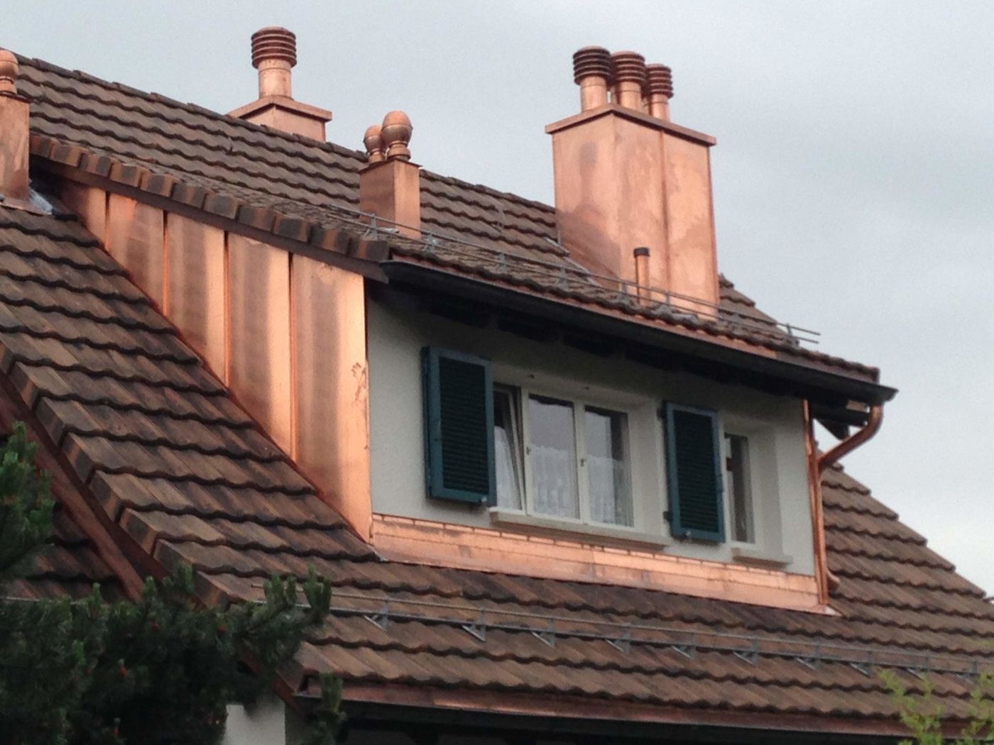 Spenglerarbeiten auf dem Dach, Bild 6 von 20